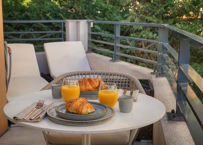 Superbe Terrasse-parking Proche Croisette A0b200 Апартаменты Канны