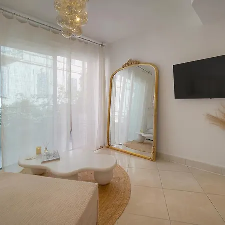 Superbe Terrasse-parking Proche Croisette A0b200